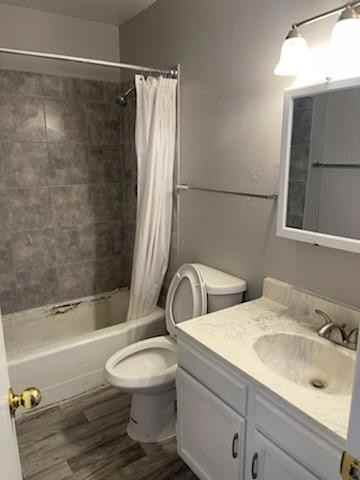 131 General Arnold St Ne #3 - Photo 4 of 5