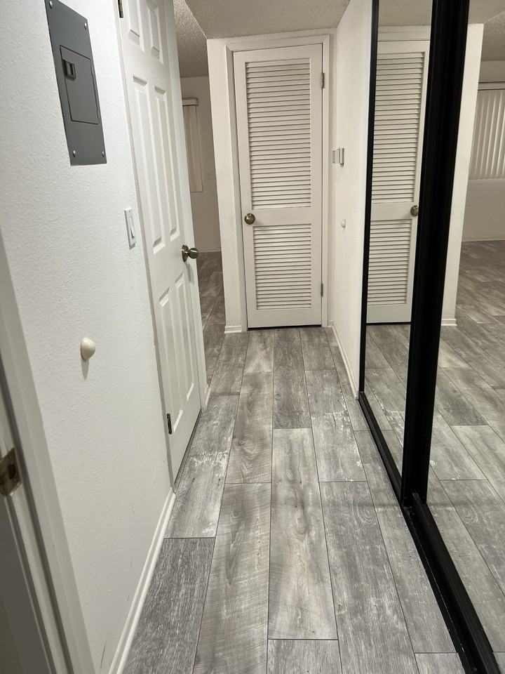 611 South Sixth Street #D - Photo 3 of 10