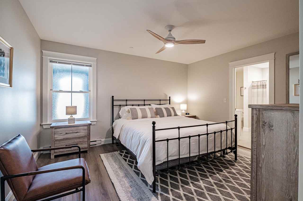 271 Main St #2 - Photo 6 of 21