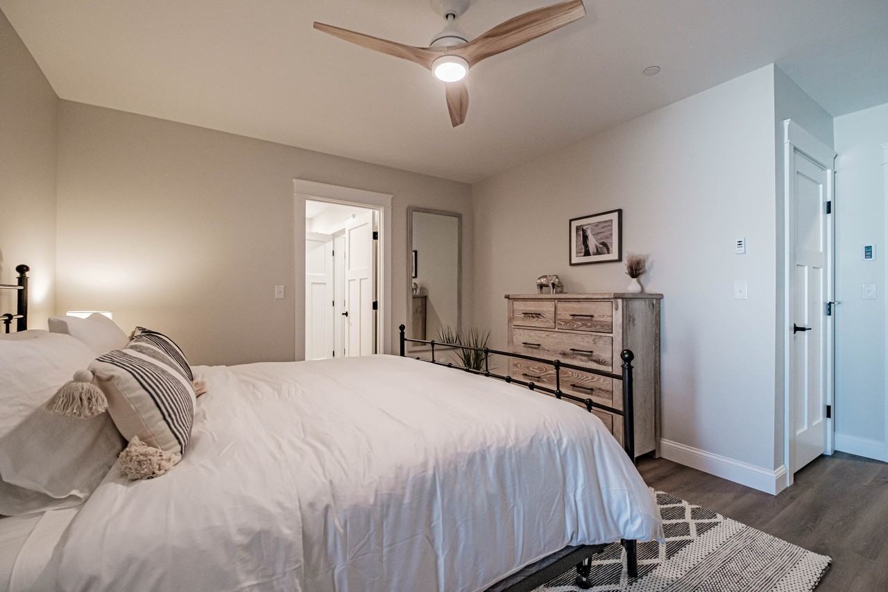 271 Main St #2 - Photo 7 of 21
