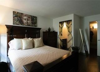 5218 Ne 6th Ave - Photo 3 of 9