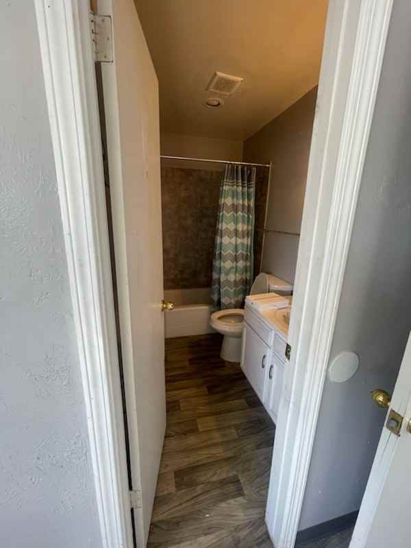 520 Indiana St Se #C - Photo 5 of 5