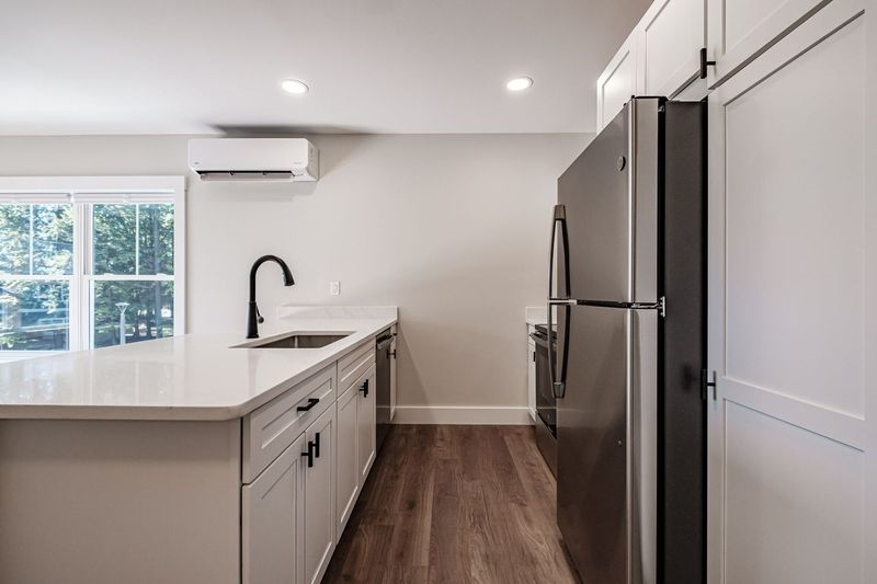 5 Progress Way #10 - Photo 2 of 18