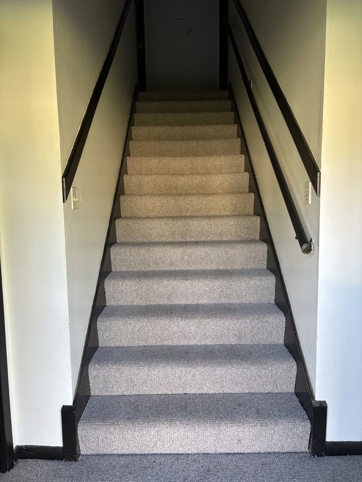 309 Highview Ave #2 - Photo 4 of 16