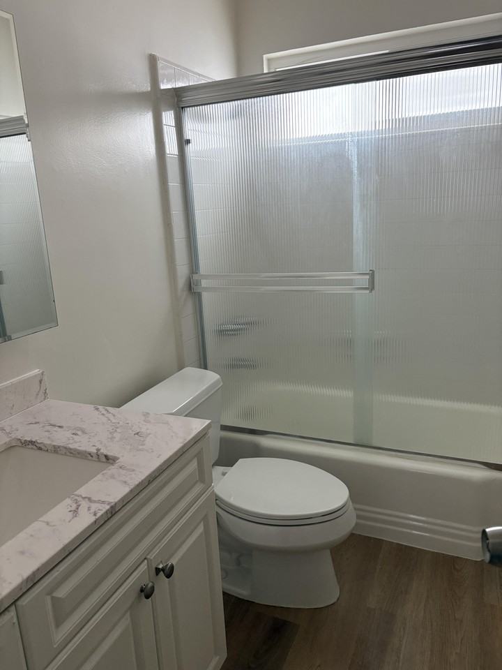 11168 Camarillo St #8 - Photo 3 of 3