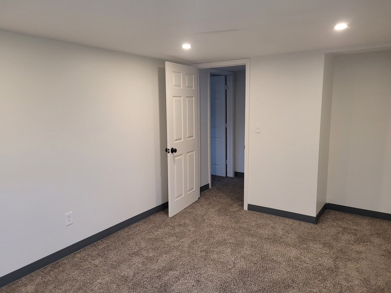 573 Bedford St #2 - Photo 2 of 10