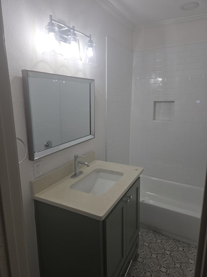 415 N 23rd St - Photo 2 of 15