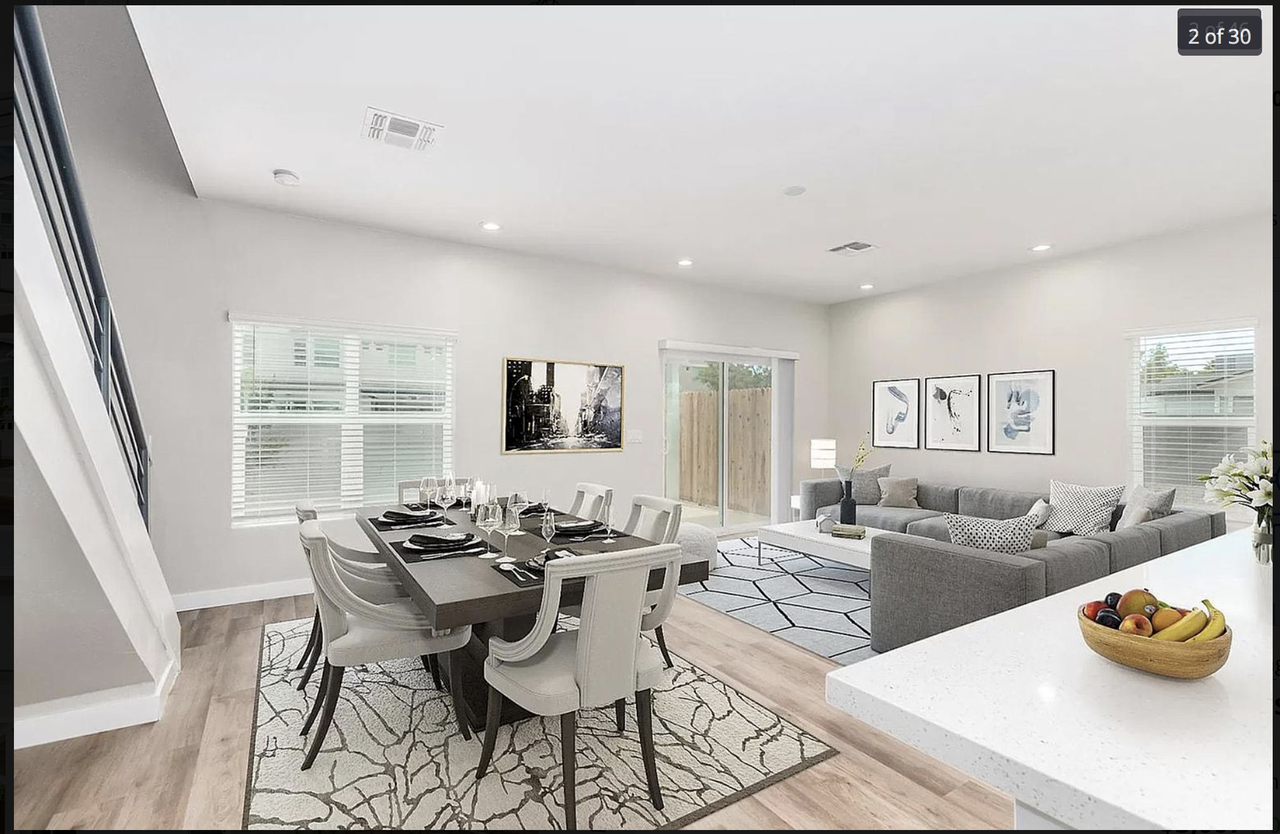 3006 N 34th St #3006 - Photo 4 of 15