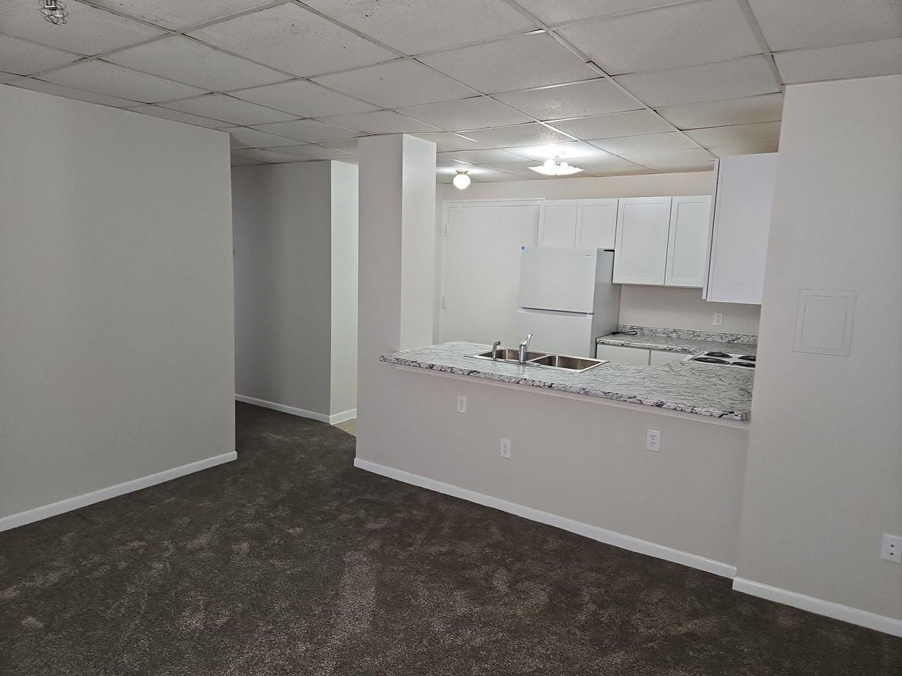 624 Ludington St #208 - Photo 3 of 6