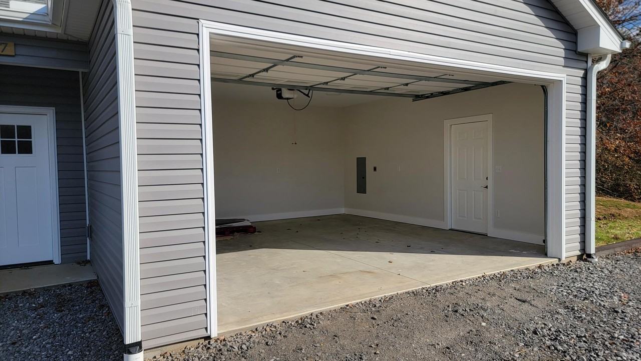 117 Paisle Park Ct - Photo 3 of 20