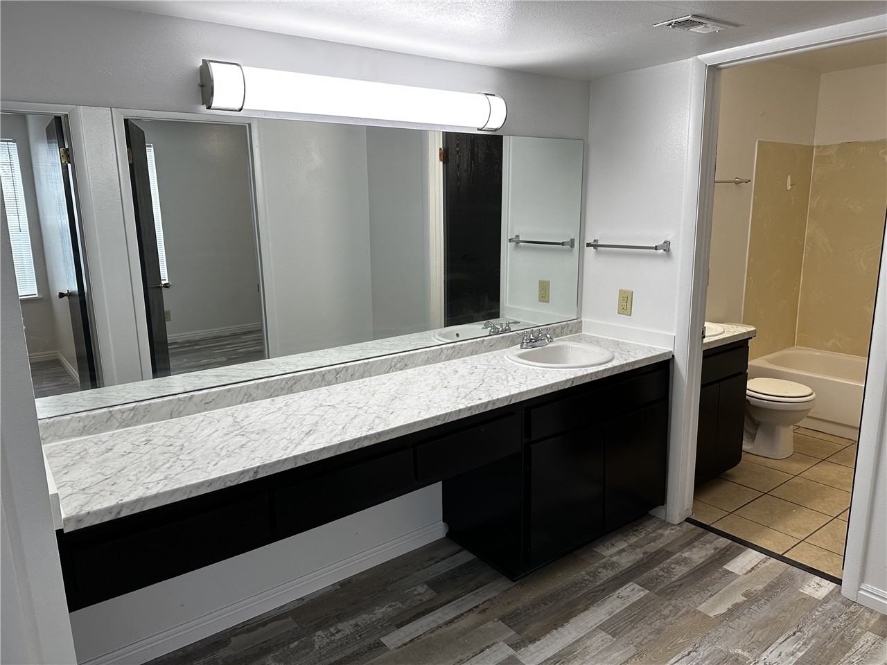 4564 Harrison Boulevard - Photo 5 of 17