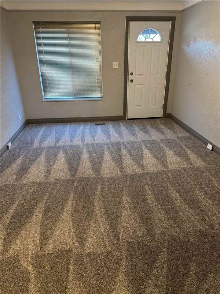 51 Spokane Dr - Photo 4 of 9