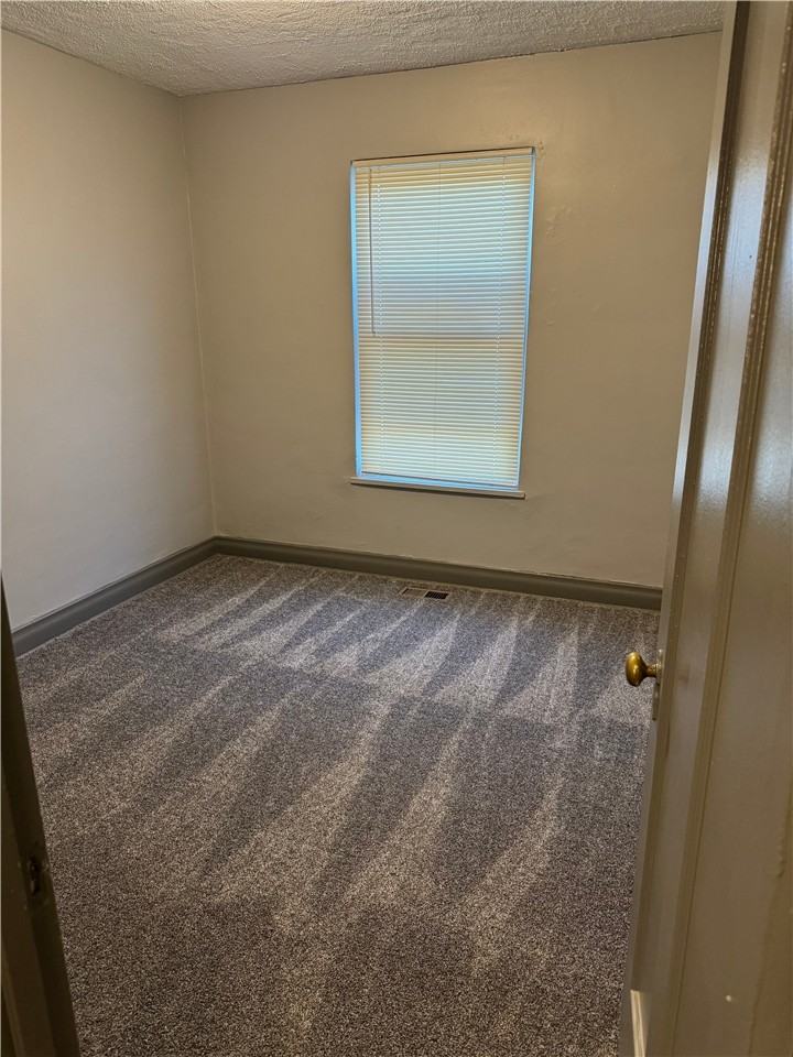 51 Spokane Dr - Photo 5 of 9