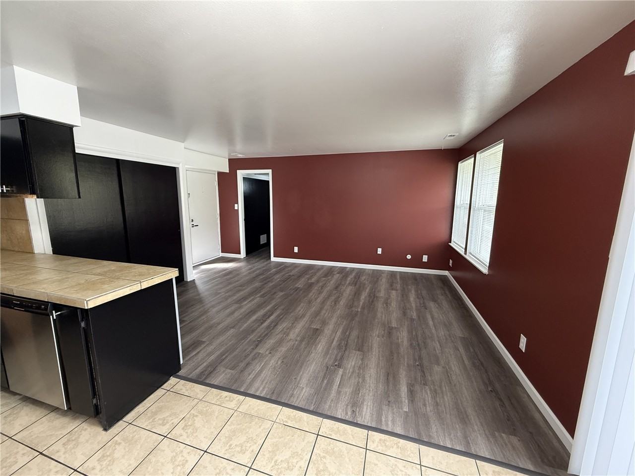 4564 Harrison Blvd - Photo 3 of 20