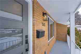 573 Es - Photo 1 of 1