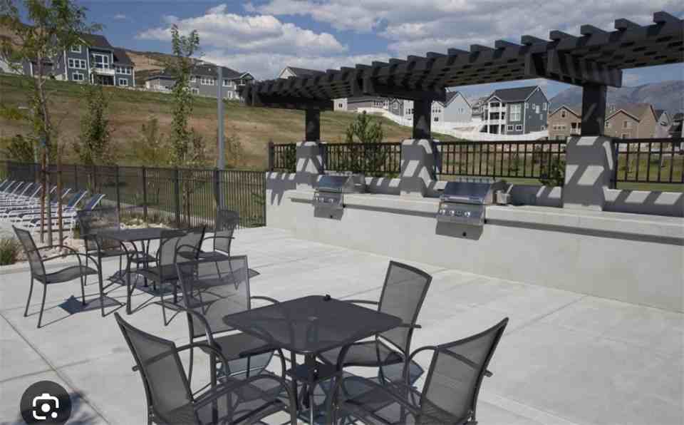 847 West Spring Dew Lane - Photo 4 of 31