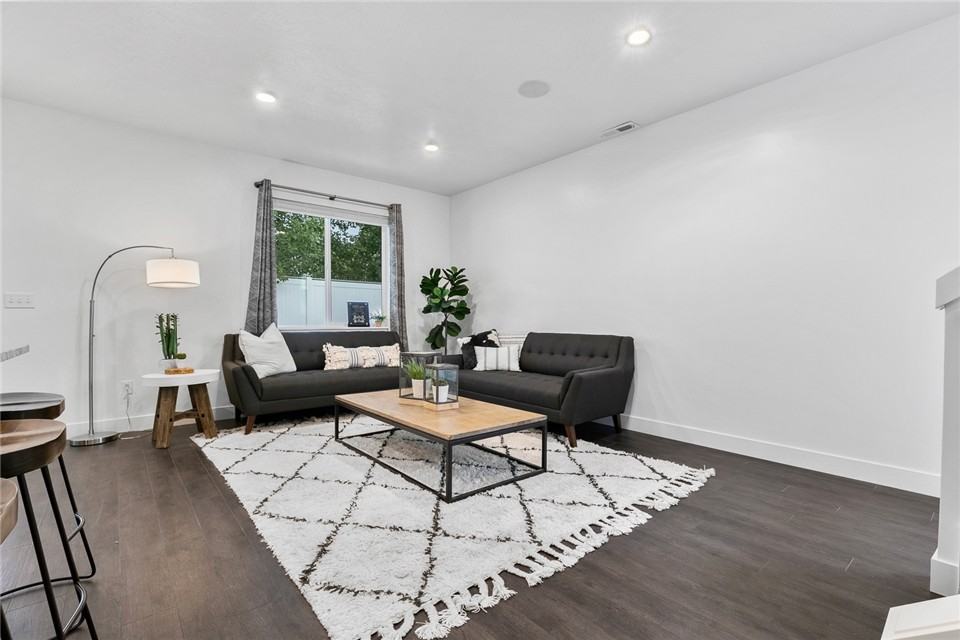 22 Nw - Photo 4 of 34