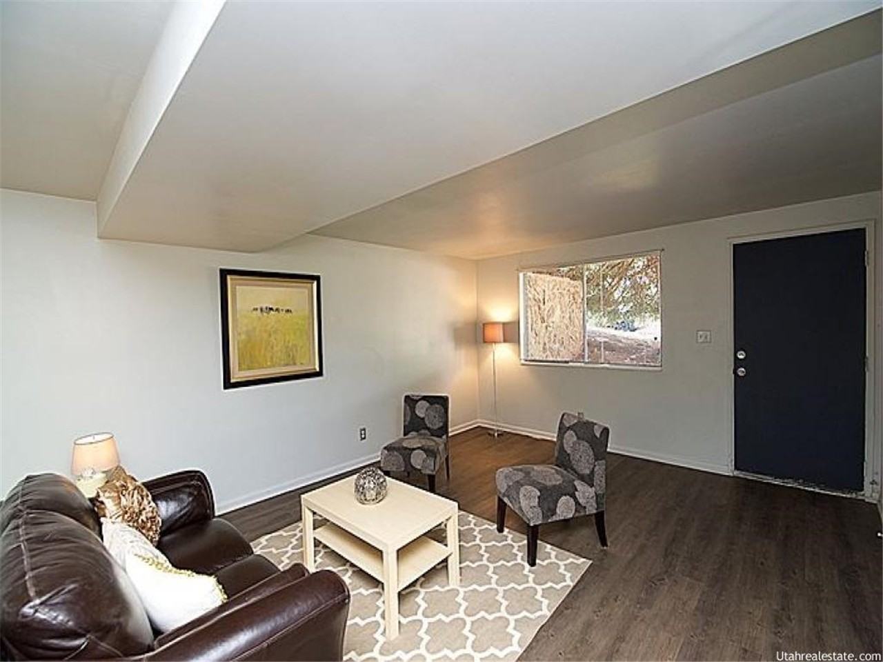 1925 E Mary Dott Way - Photo 2 of 11