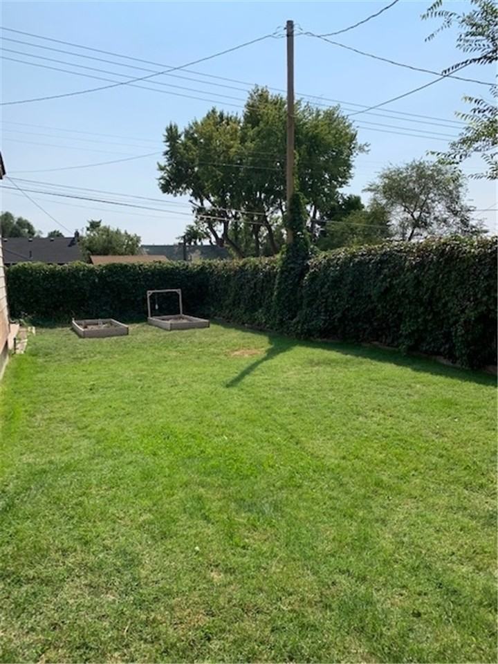 1547 Cahoon St - Photo 3 of 24