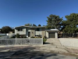 featured image of 3814 W Mansfield Cir