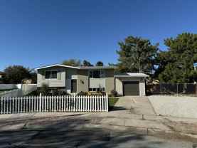 3814 W Mansfield Cir - Photo 1 of 1