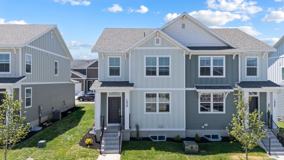 1056 Es - Photo 1 of 1