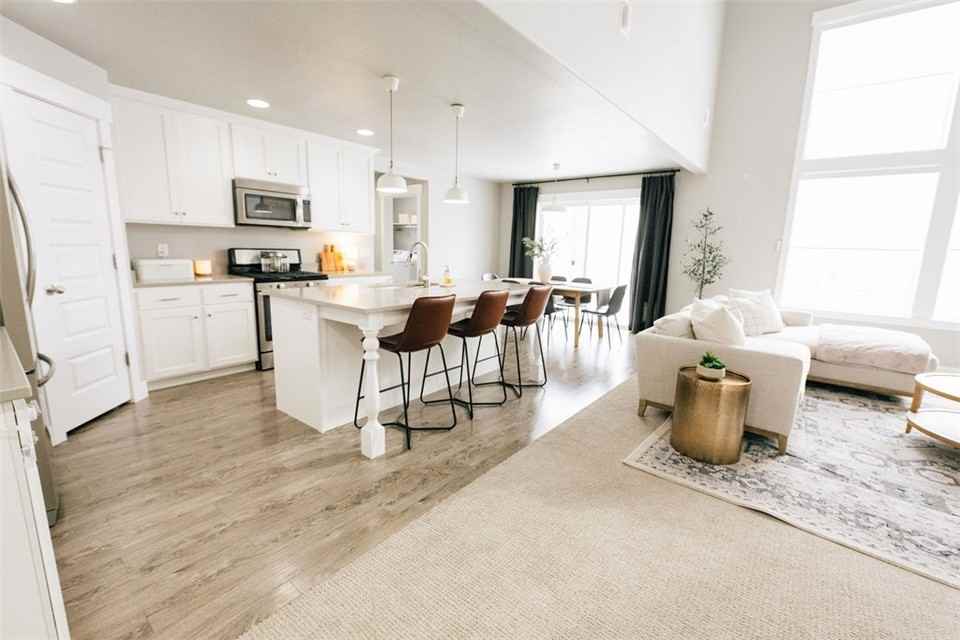 943 Sw - Photo 6 of 31