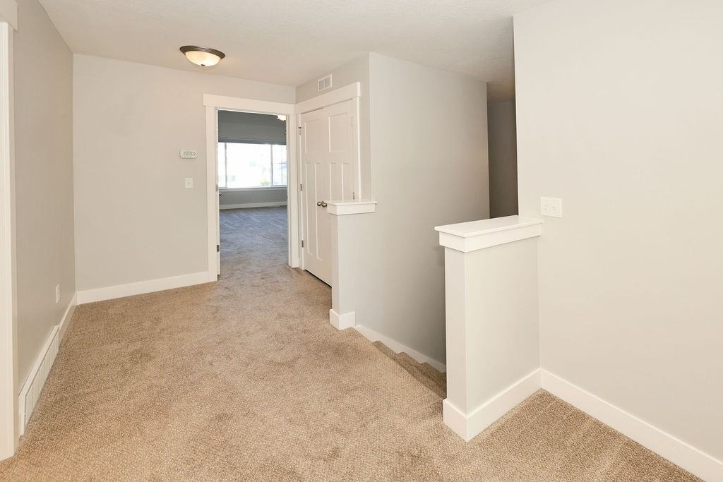 764 E Newfield Dr - Photo 7 of 24