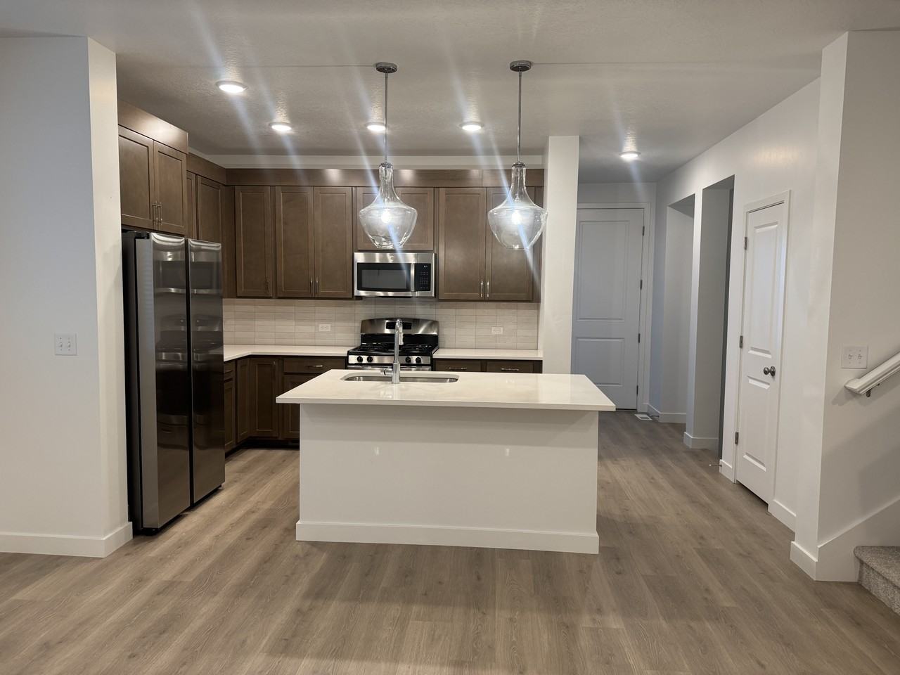 10078 N Loblobby Ln - Photo 3 of 25