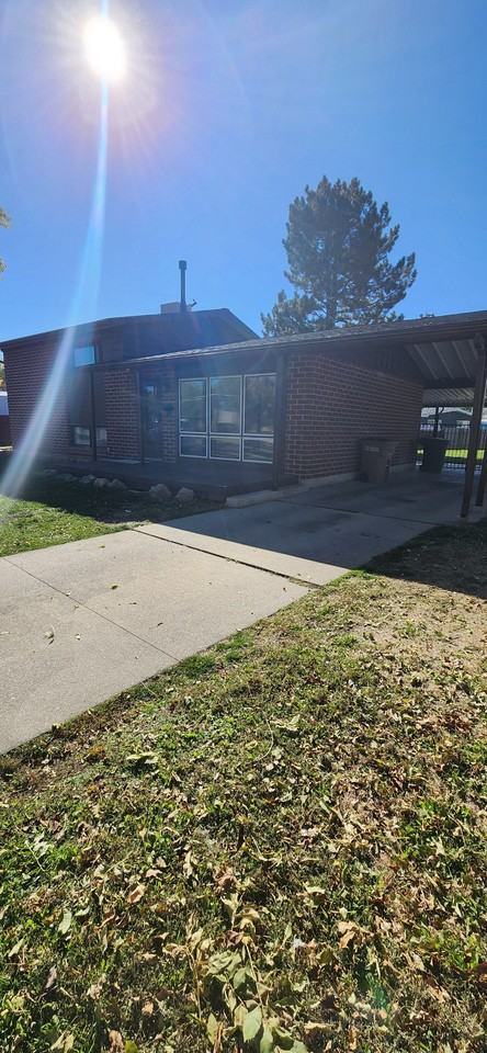 1115 West Parkway Boulevard - Photo 3 of 21