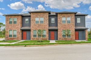 featured image of 4089 Cross Park Dr #111