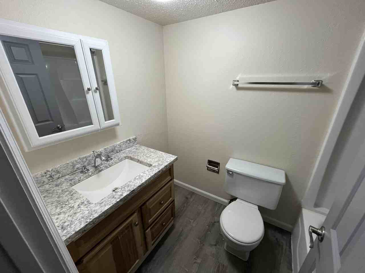 825 Partridge St - Photo 6 of 18