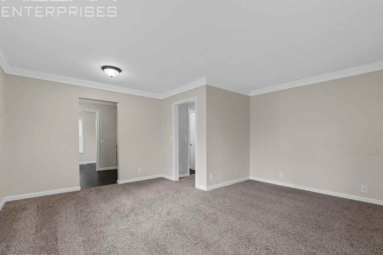 106 Valley View Cir - Photo 2 of 13