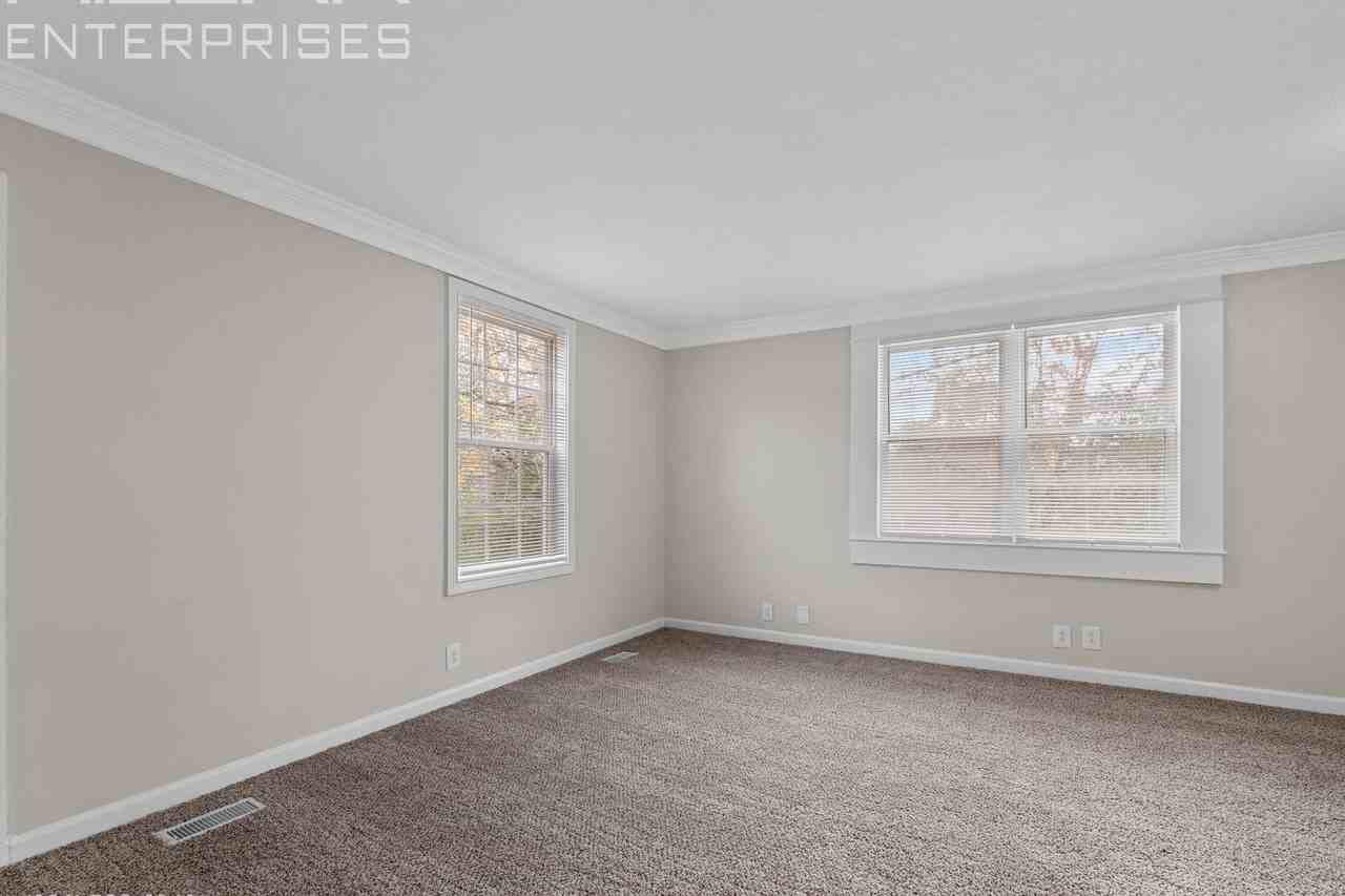 106 Valley View Cir - Photo 4 of 13