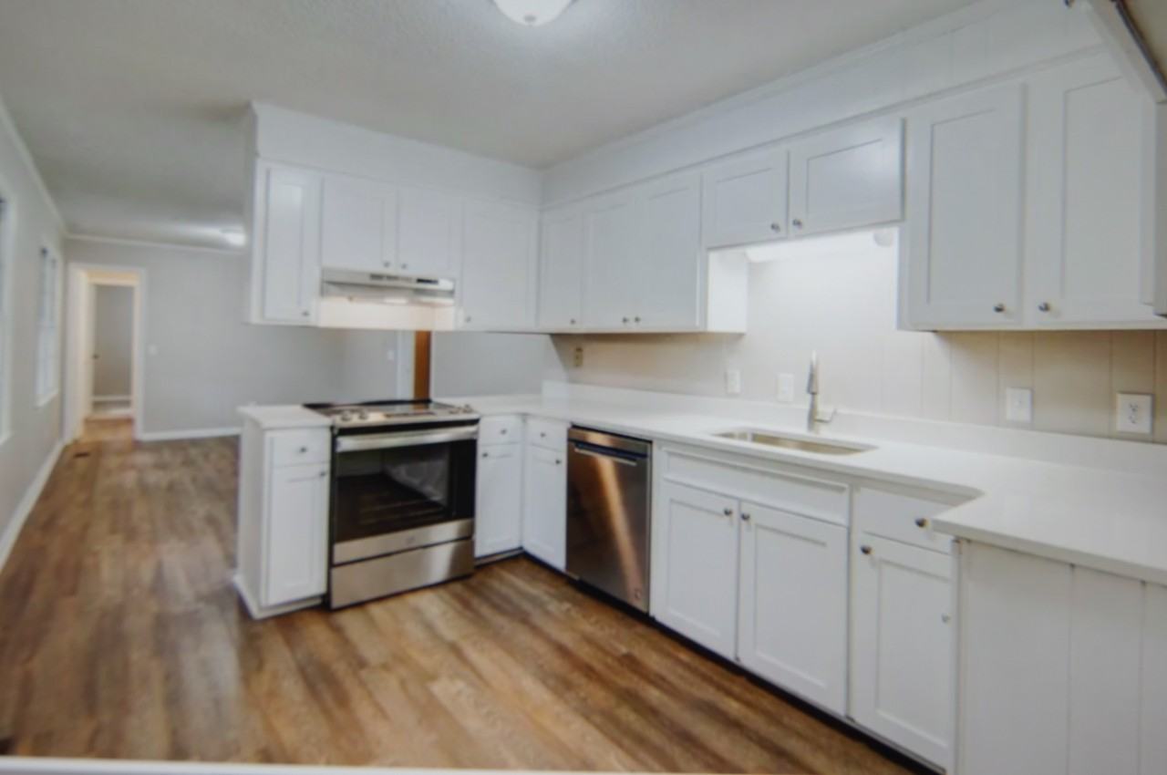 2475 Drexel Dr #NA - Photo 6 of 20