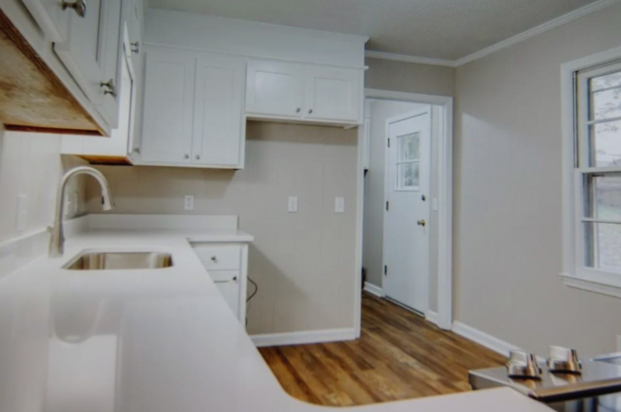 2475 Drexel Dr #NA - Photo 7 of 20