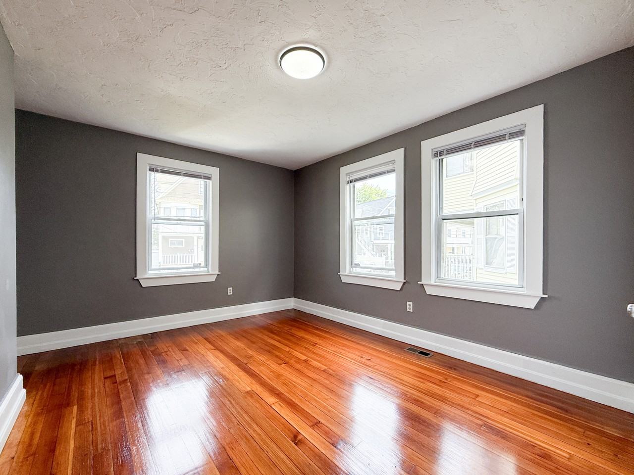 69 Greenwood St #1 - Photo 6 of 9