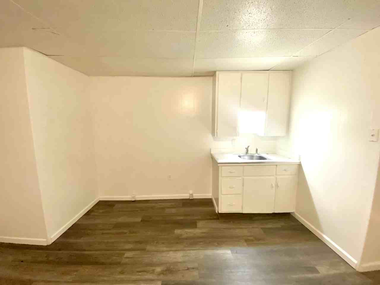 1214 Woodward Place Northwest #1