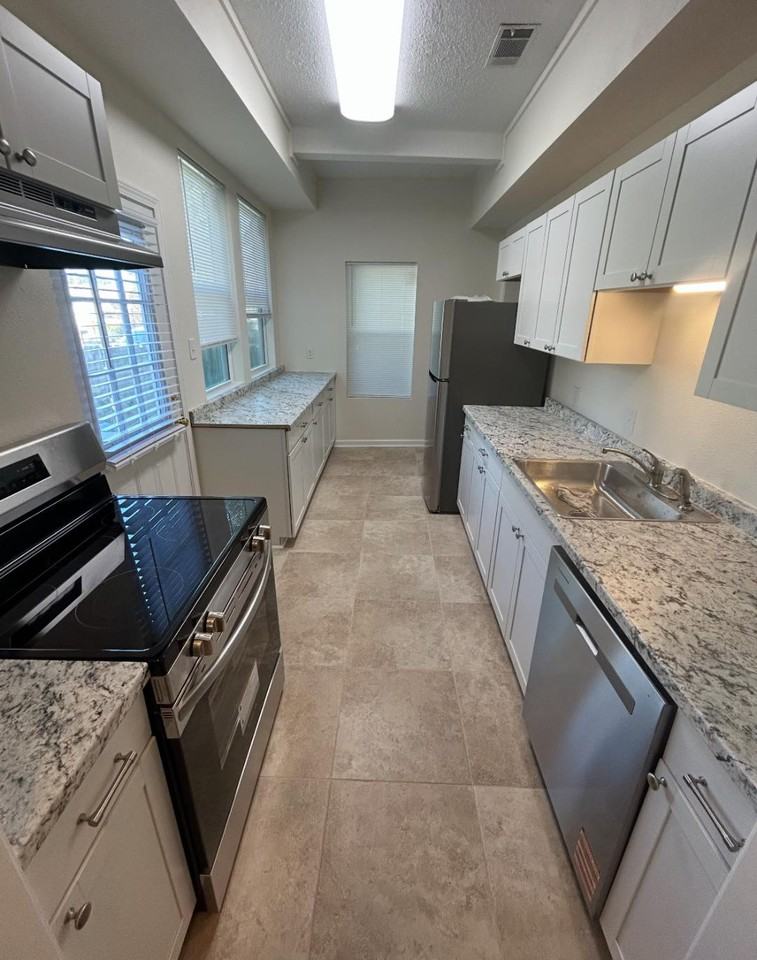 416 Bilbo St #NA - Photo 4 of 14