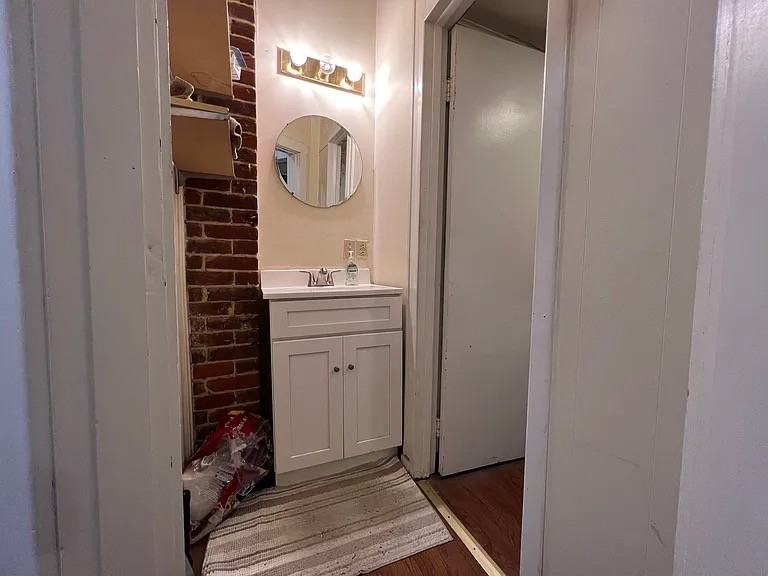 381 Forest Avenue #B - Photo 5 of 20