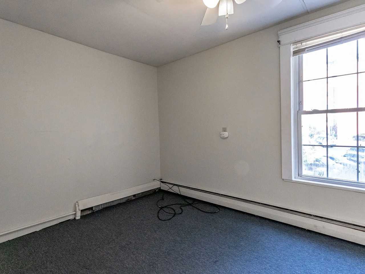 381 Forest Avenue #C - Photo 5 of 11