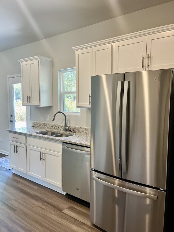 3825 Sunset Harbor Rd Se #NA - Photo 4 of 26