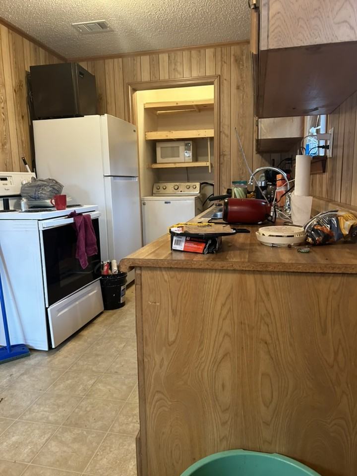 209 Shadybrook Dr #NA - Photo 2 of 4