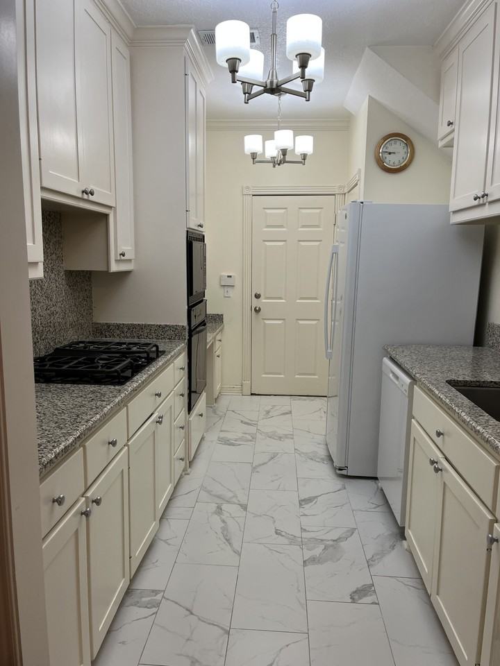 6855 Bellgreen Drive #TH - Photo 2 of 10