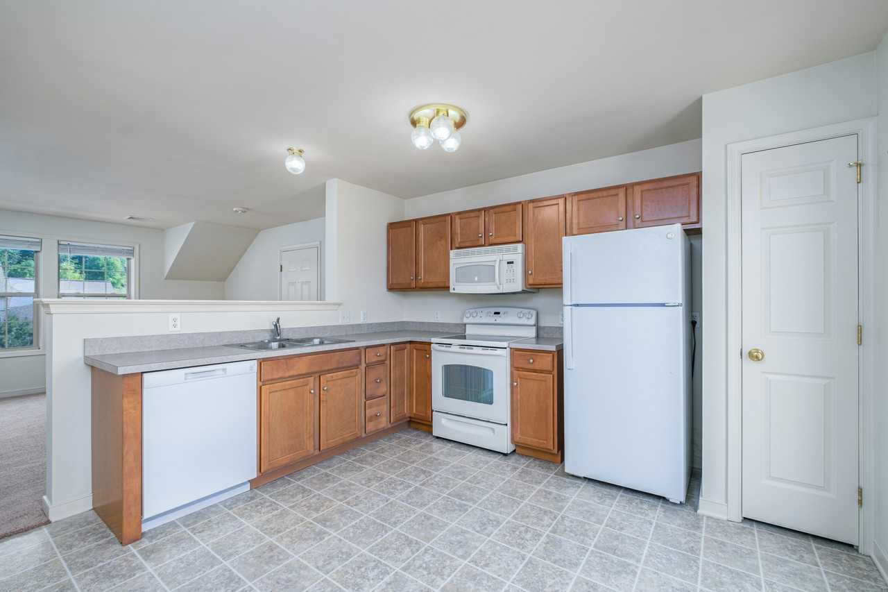 430 Talon Drive - Photo 3 of 12