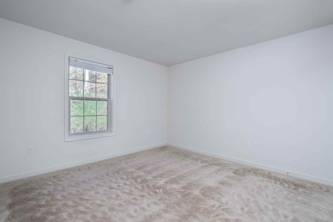 430 Talon Drive - Photo 5 of 12