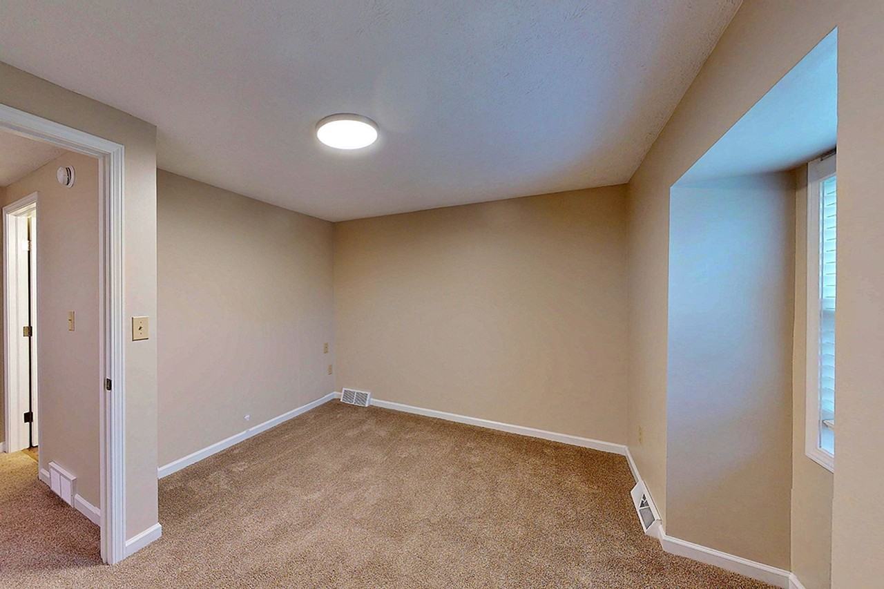 Winchester Apartments & Townhomes - Photo 5 of 30