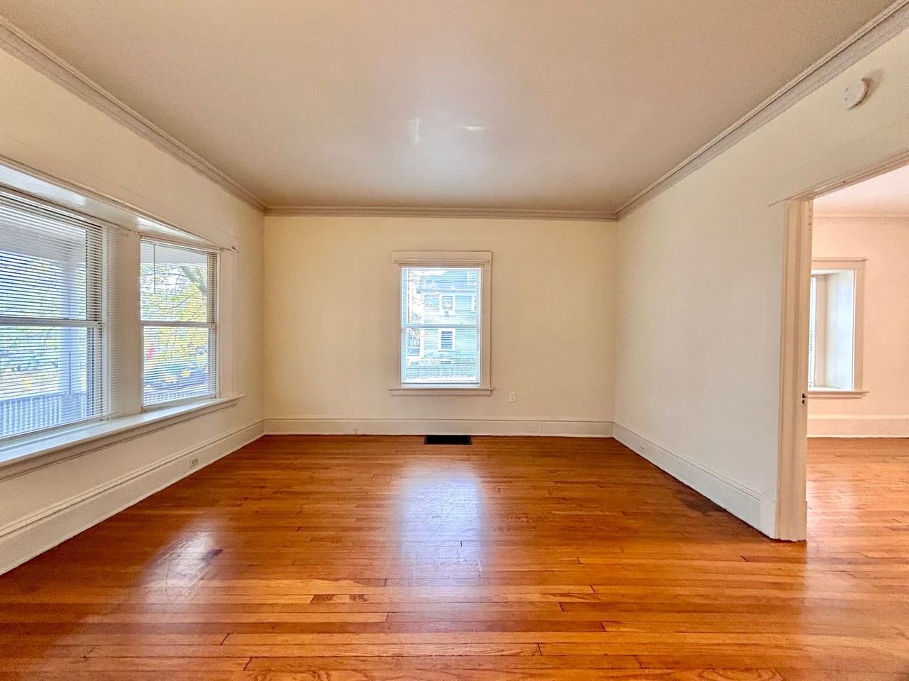 Lafayette 600-300 Pleasant SE - Photo 5 of 28