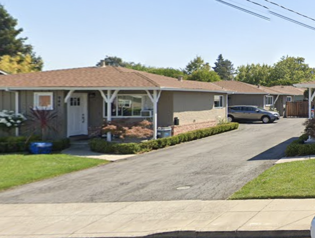 Rose Circle - Photo 2 of 2