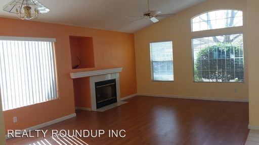 8485 Camino Vista Way - Photo 2 of 5